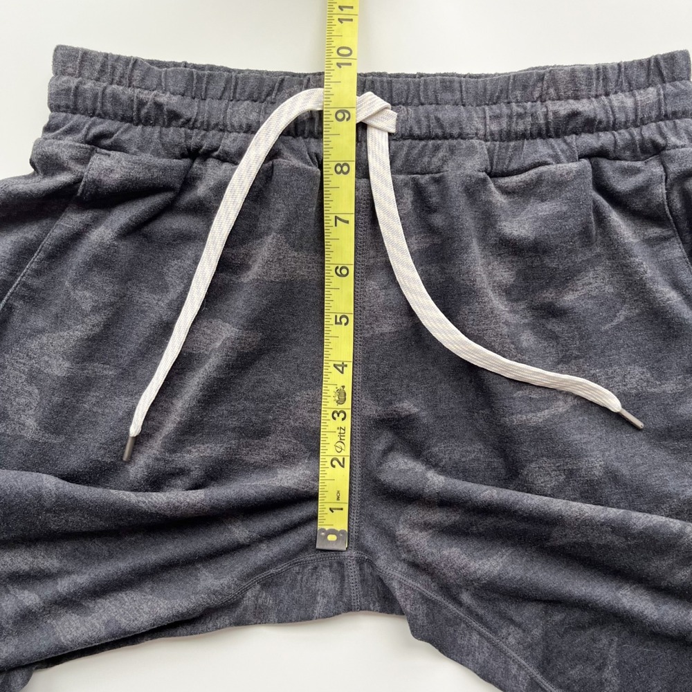 Vuori Performance Jogger Black Gray Camo Womens XS - Picture 11 of 13